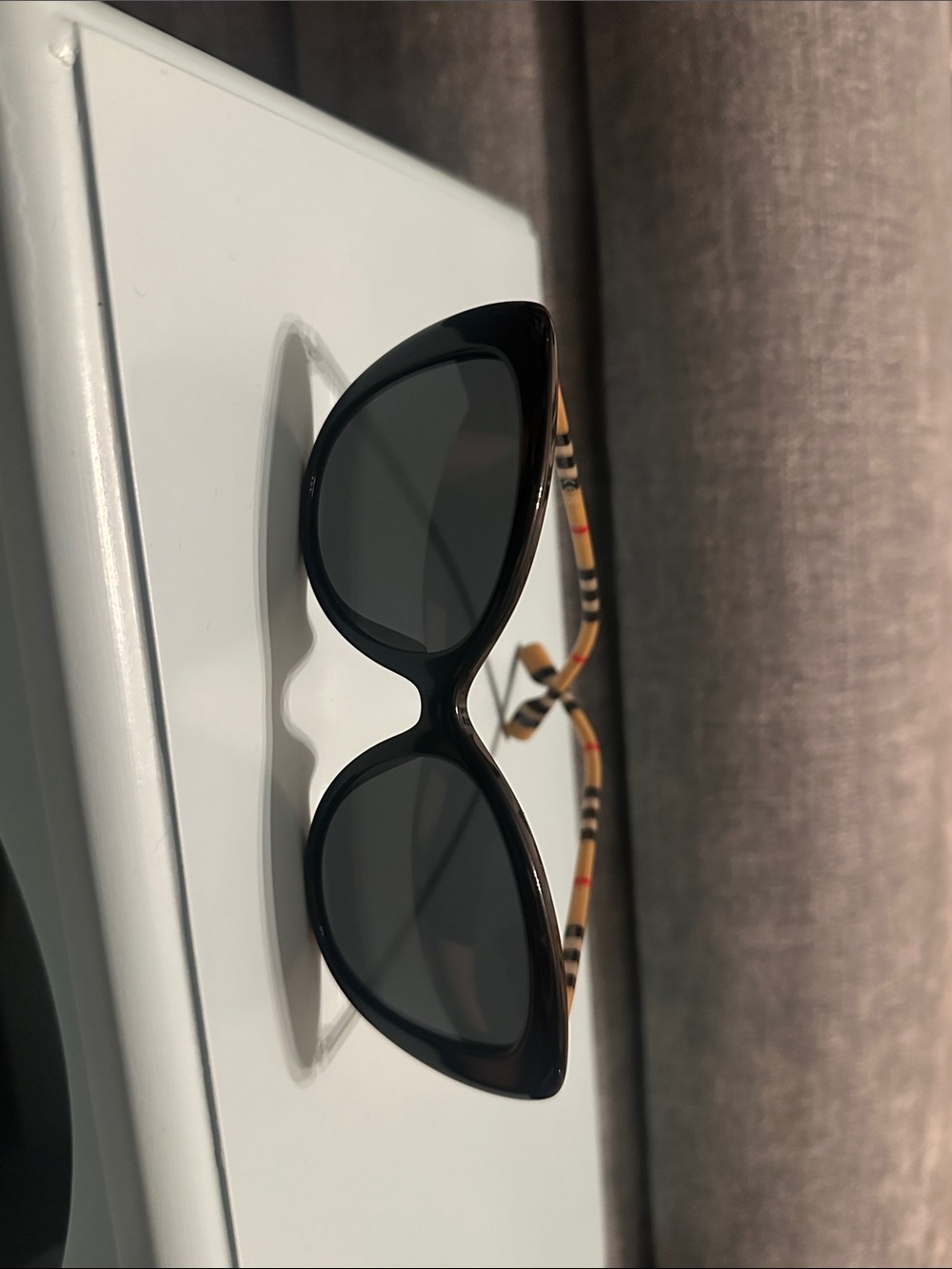 Burberry Black Sunglasses with Signature Check Temples - Picture 6 of 8